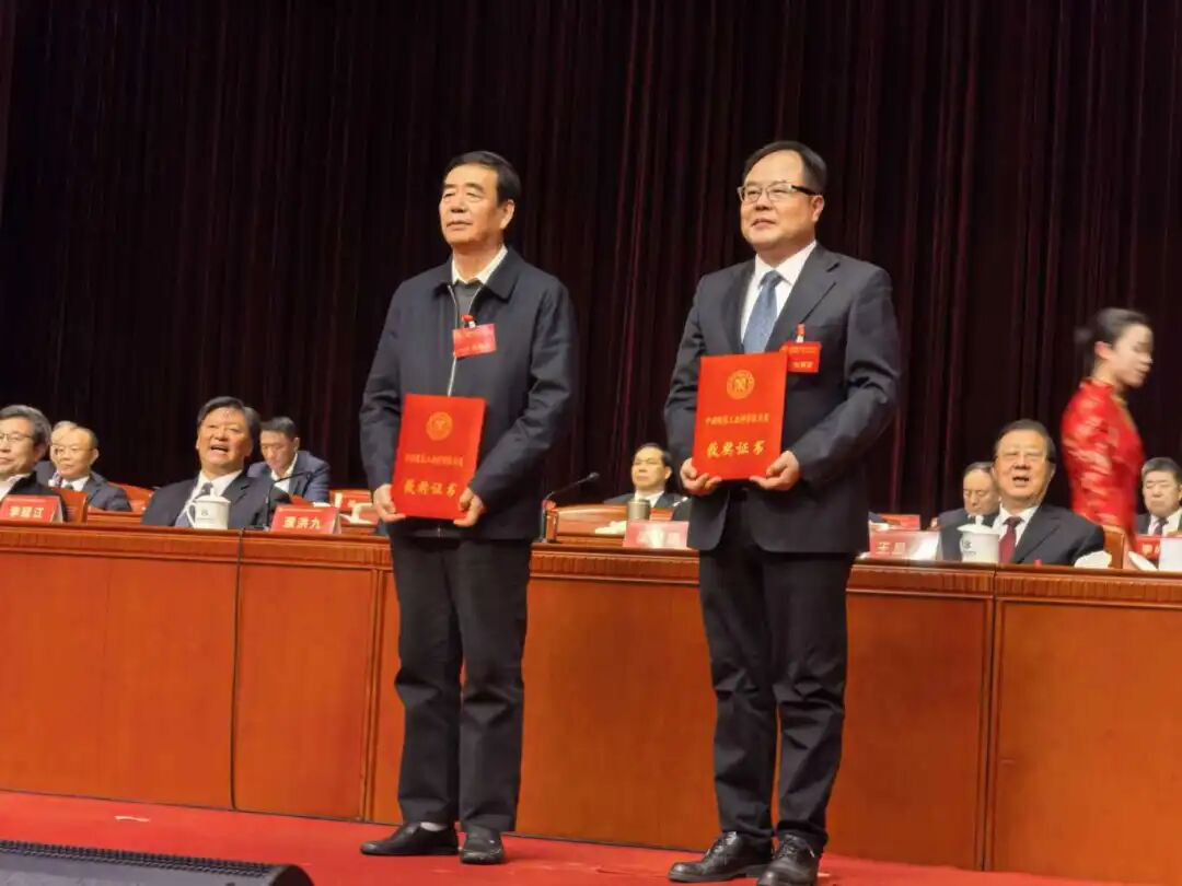 1765781385866088.png 1765781385866088.png